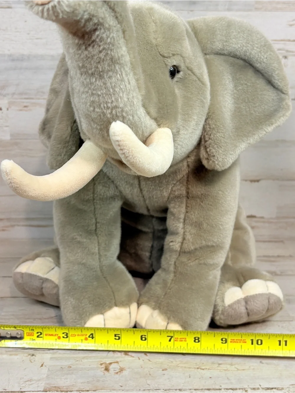 2013 FAO Schwarz Toys “R” Us Big Sitting Elephant Plush Stuffed Animal